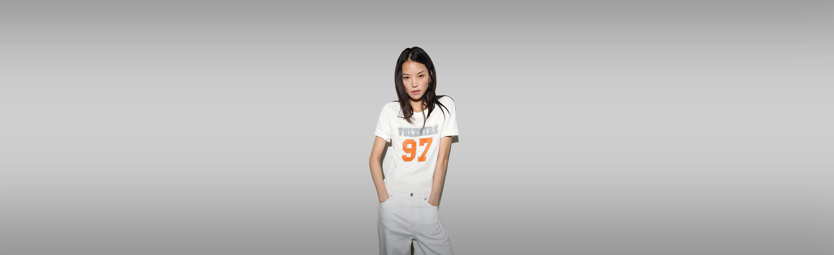 T-shirts & sweatshirts