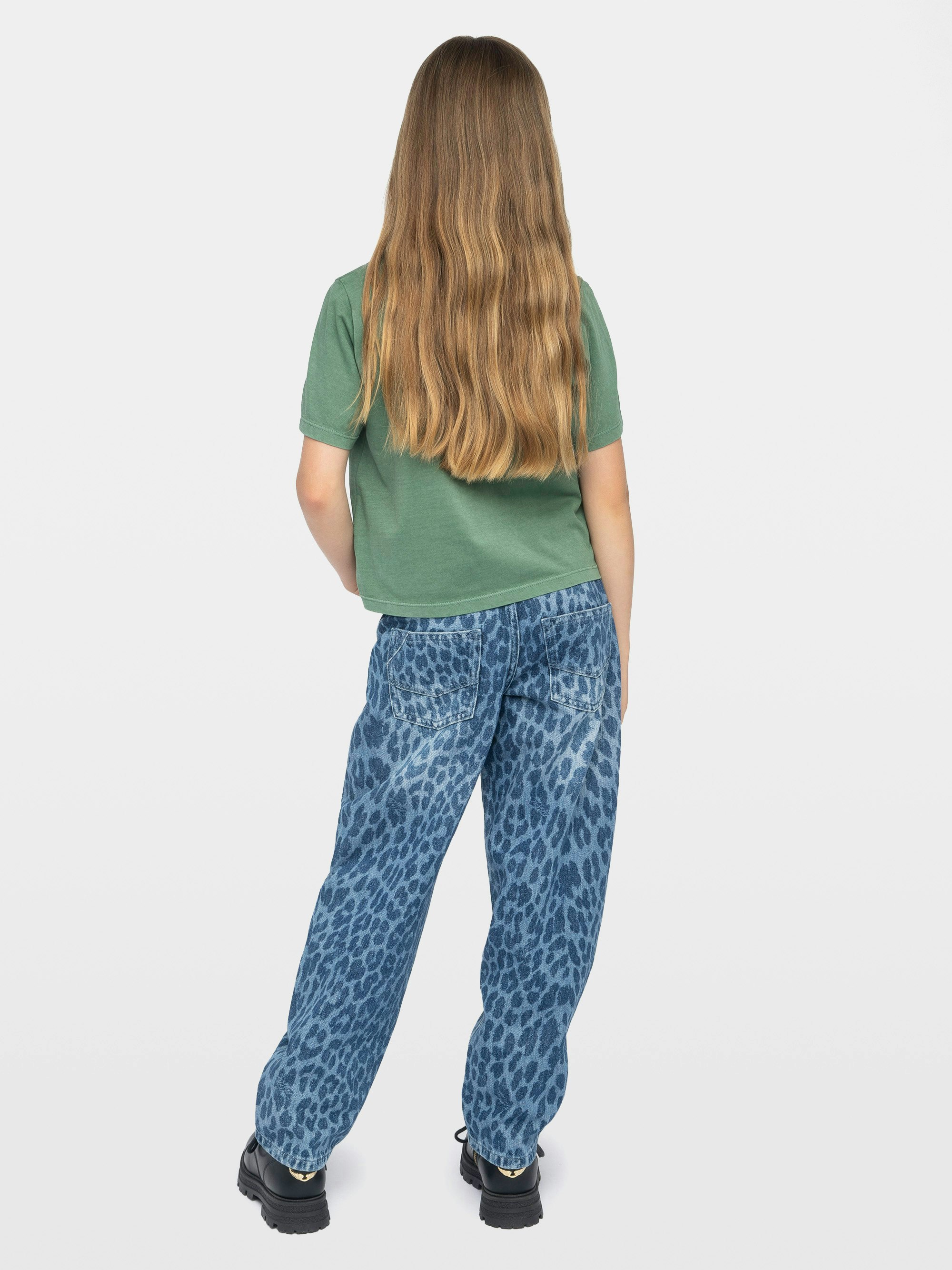 Amber Girl's T-shirt 2