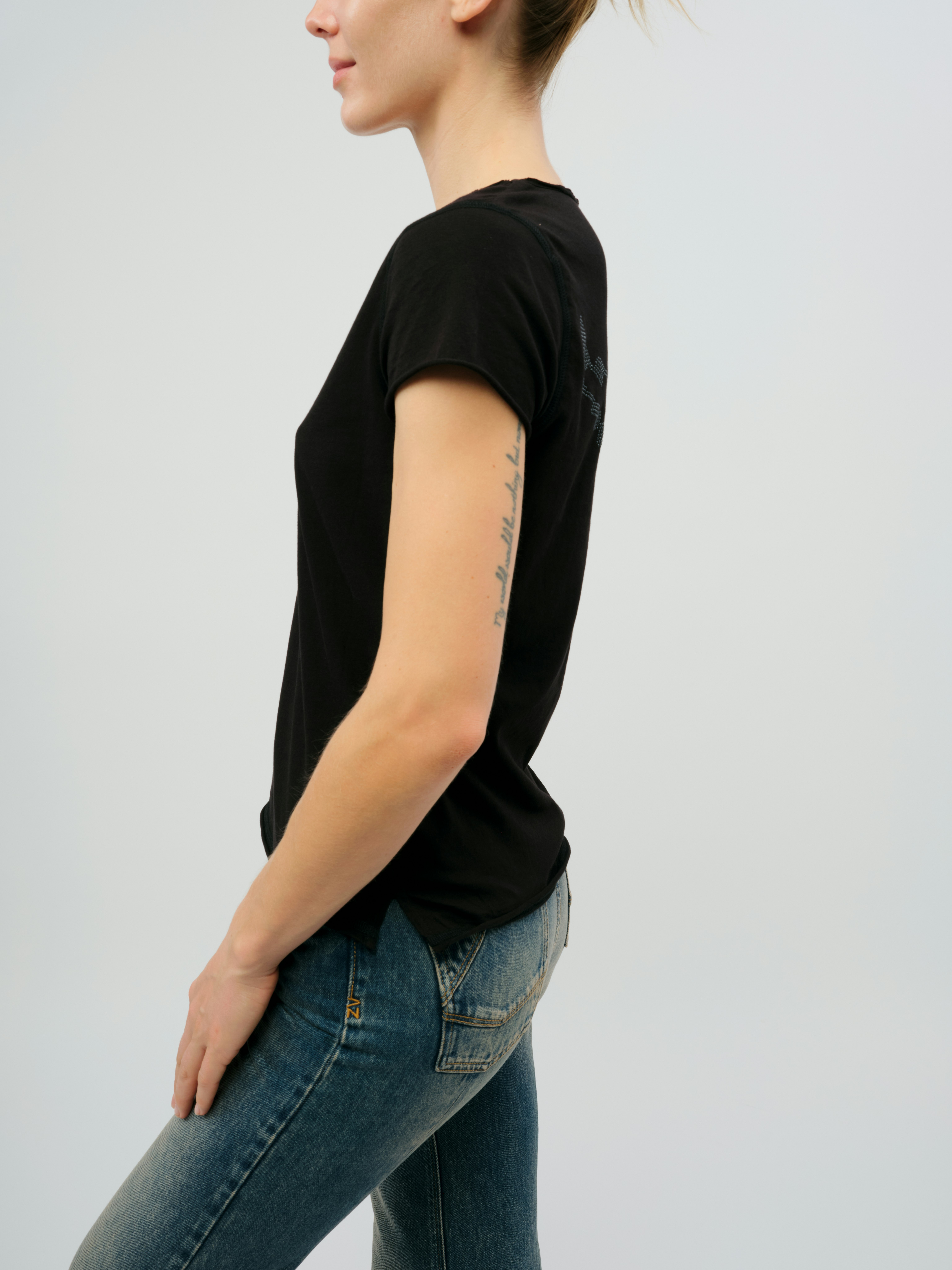 Tunisien Big Wings Top 4