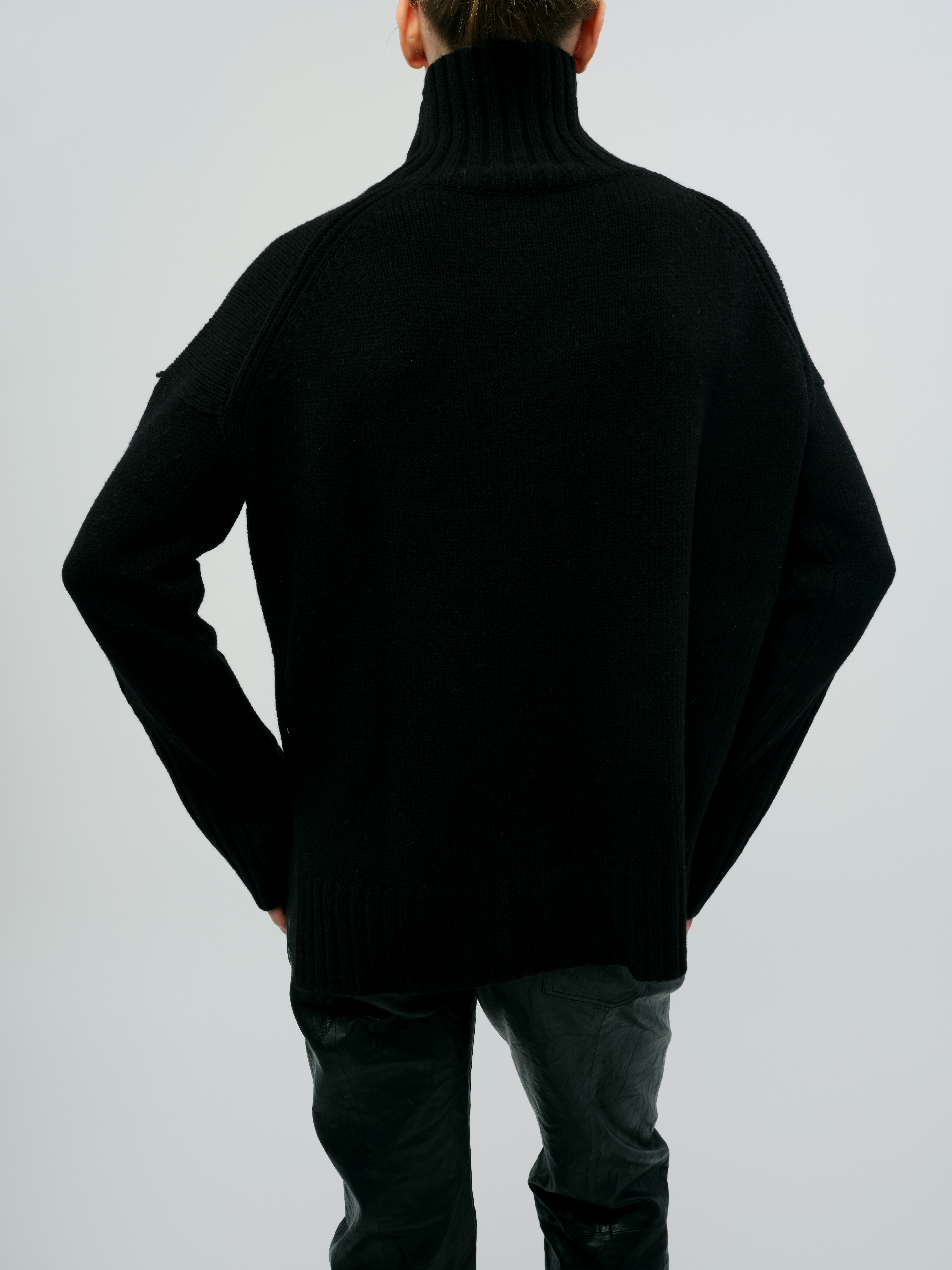 Sweater Alma 100% merino wool 2
