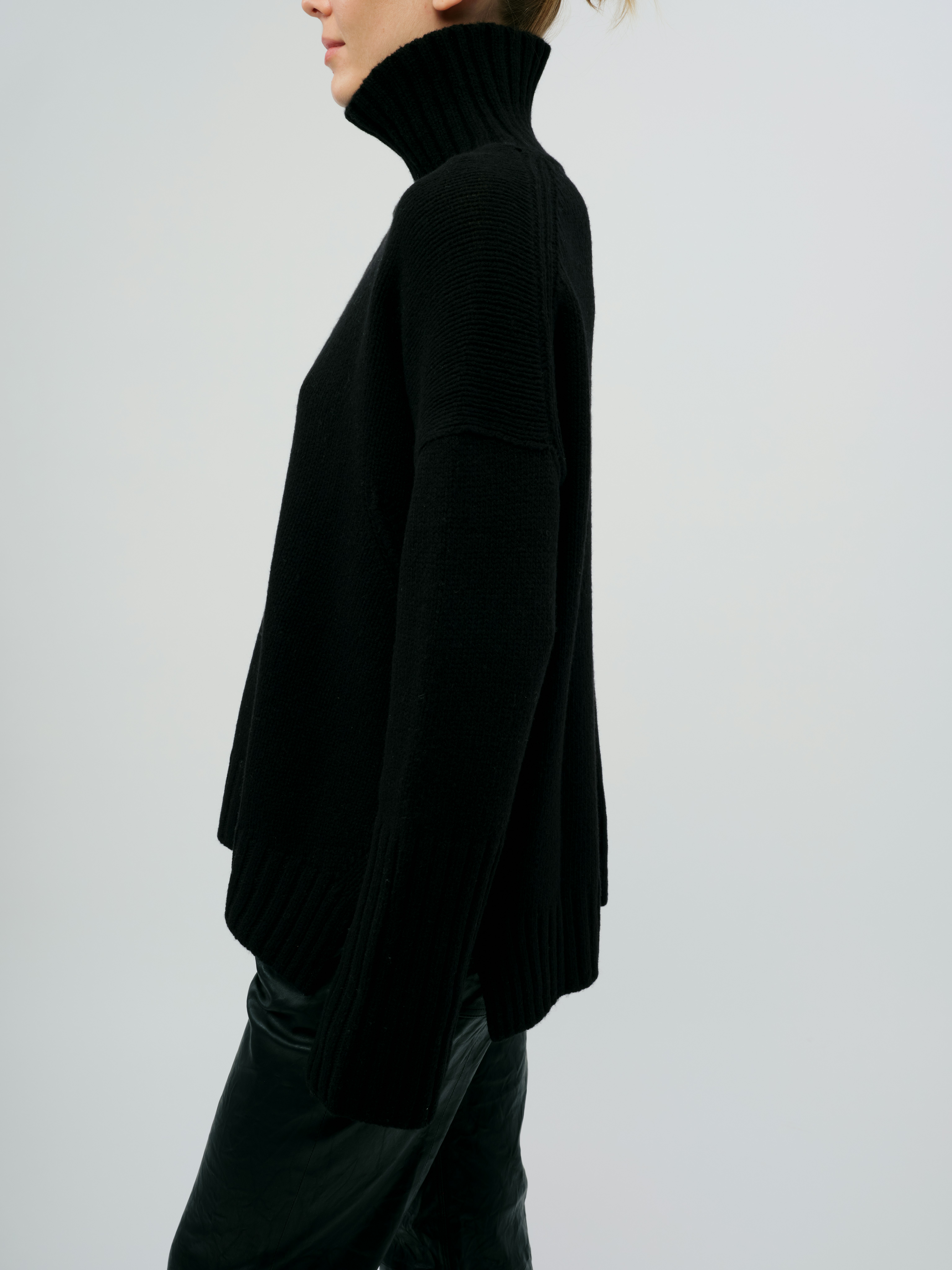 Sweater Alma 100% Merino Wool 4