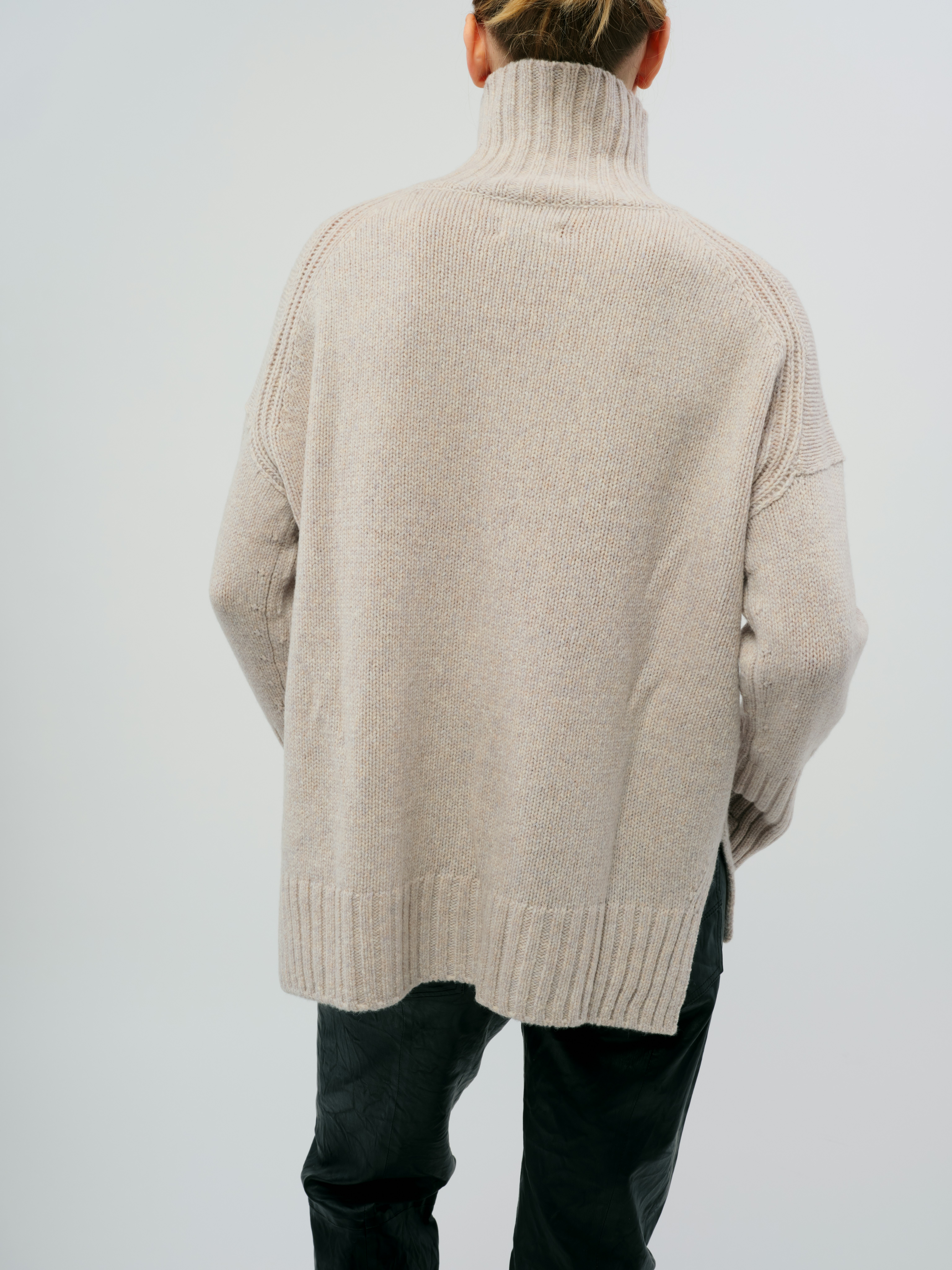 Sweater Alma 100% Merino Wool 2