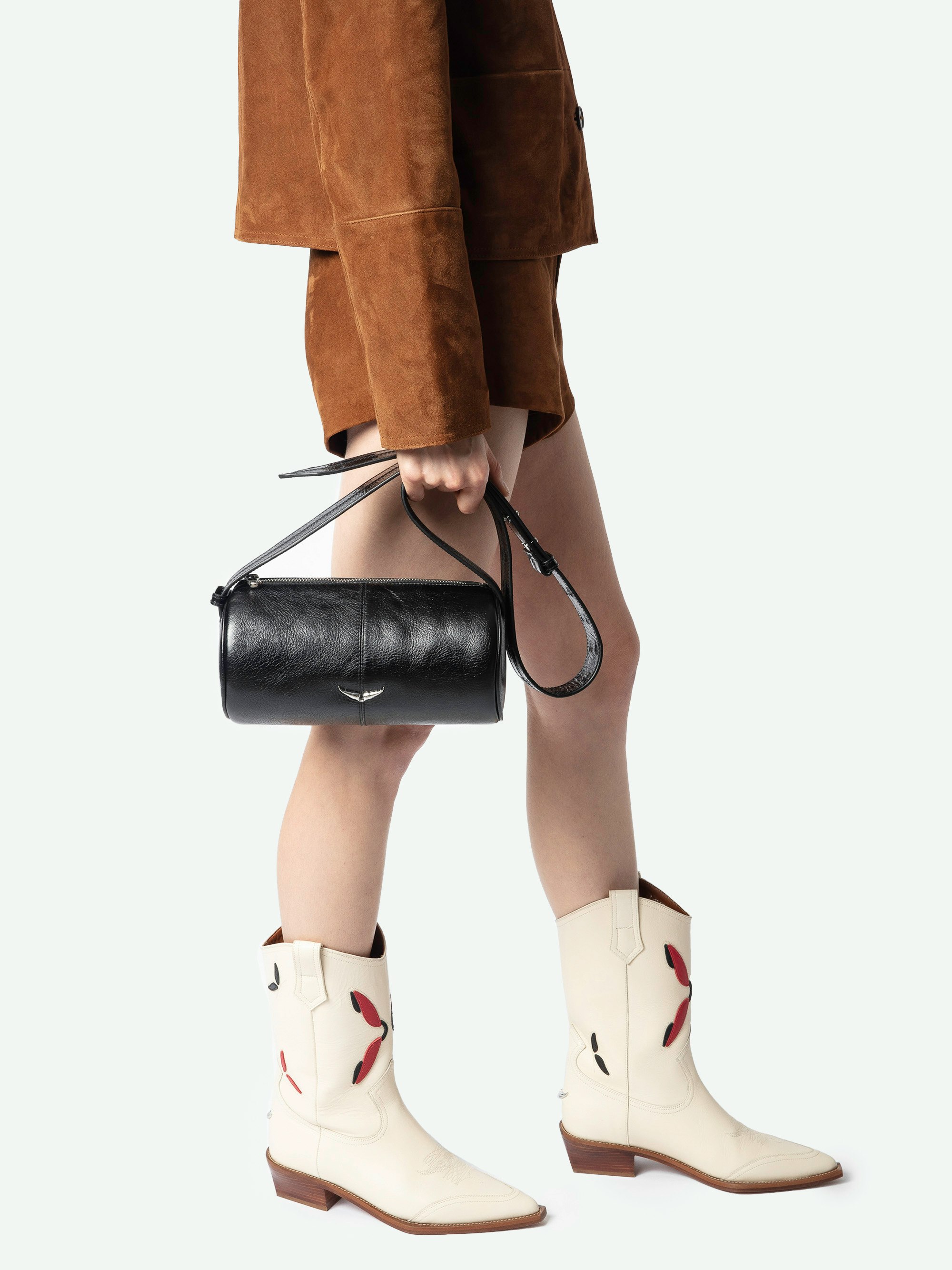 Le Doudou Black Barrel Bag