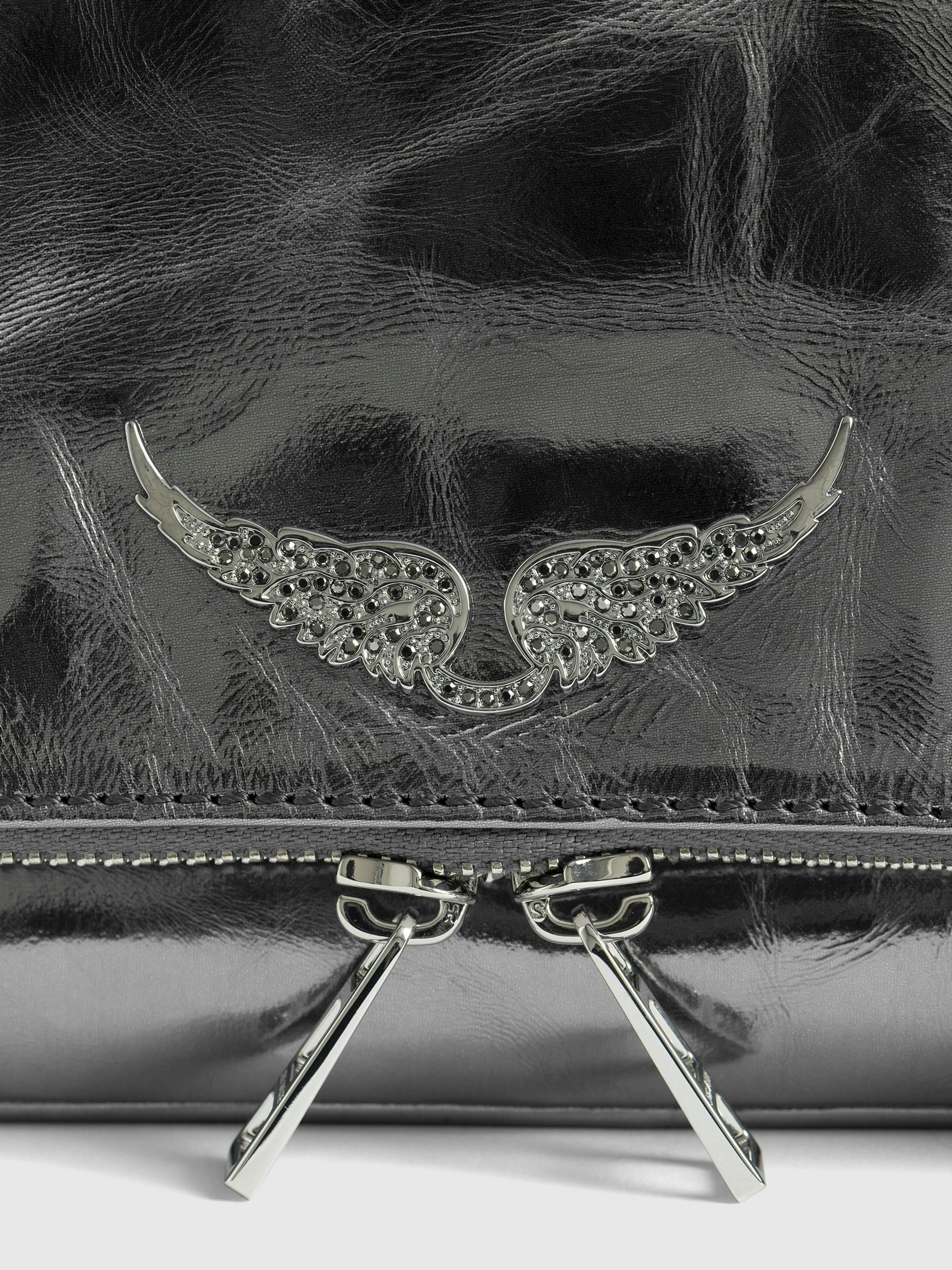 Rock Vintage Metal Clutch