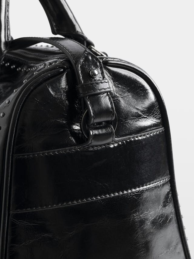 Sunny Medium Vibe Studs Bag