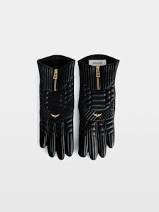 Guantes Out of Hands