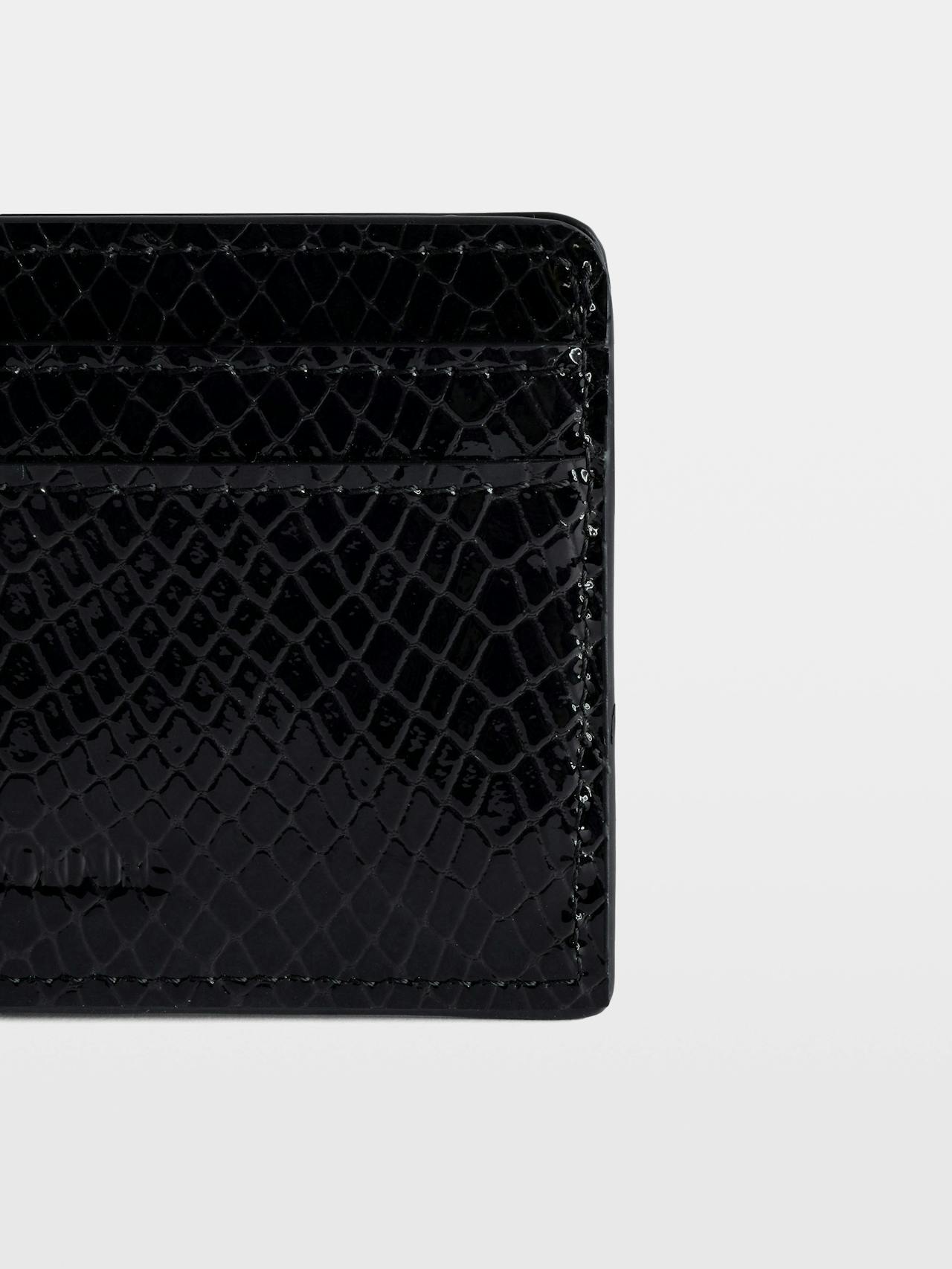 ZV Pass Embossed Card Holder 5