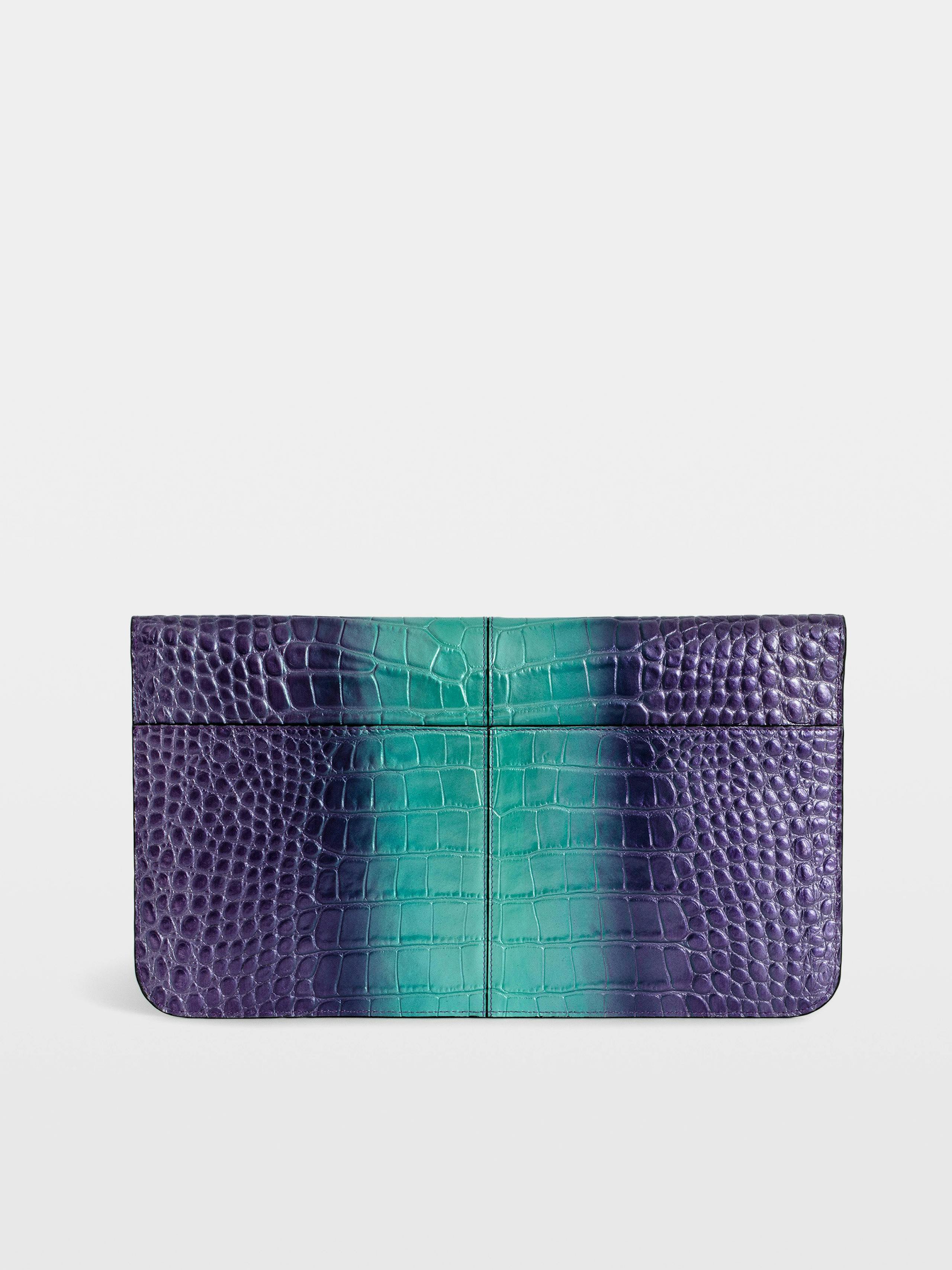 Clutch Borderline metalizado con relieve 2