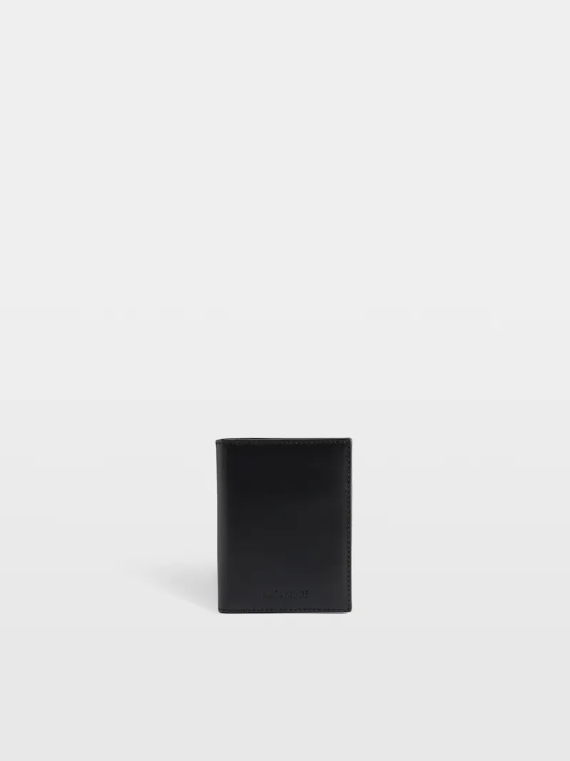 LWSG03768_BLACK_PACKSHOT