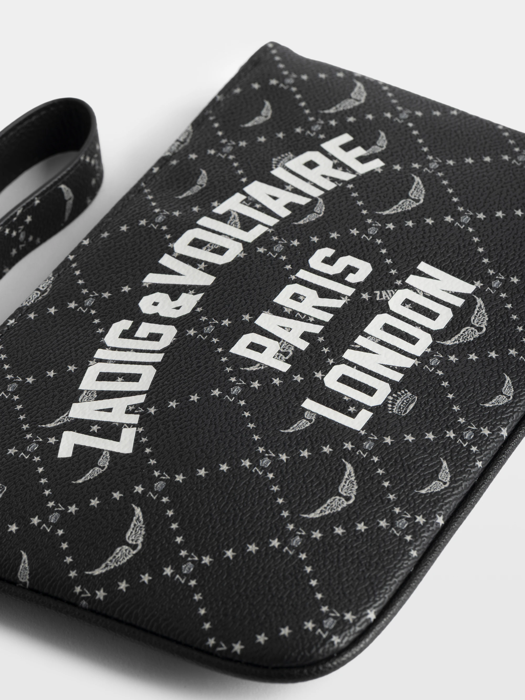 Pochette Z Pouch Resort London