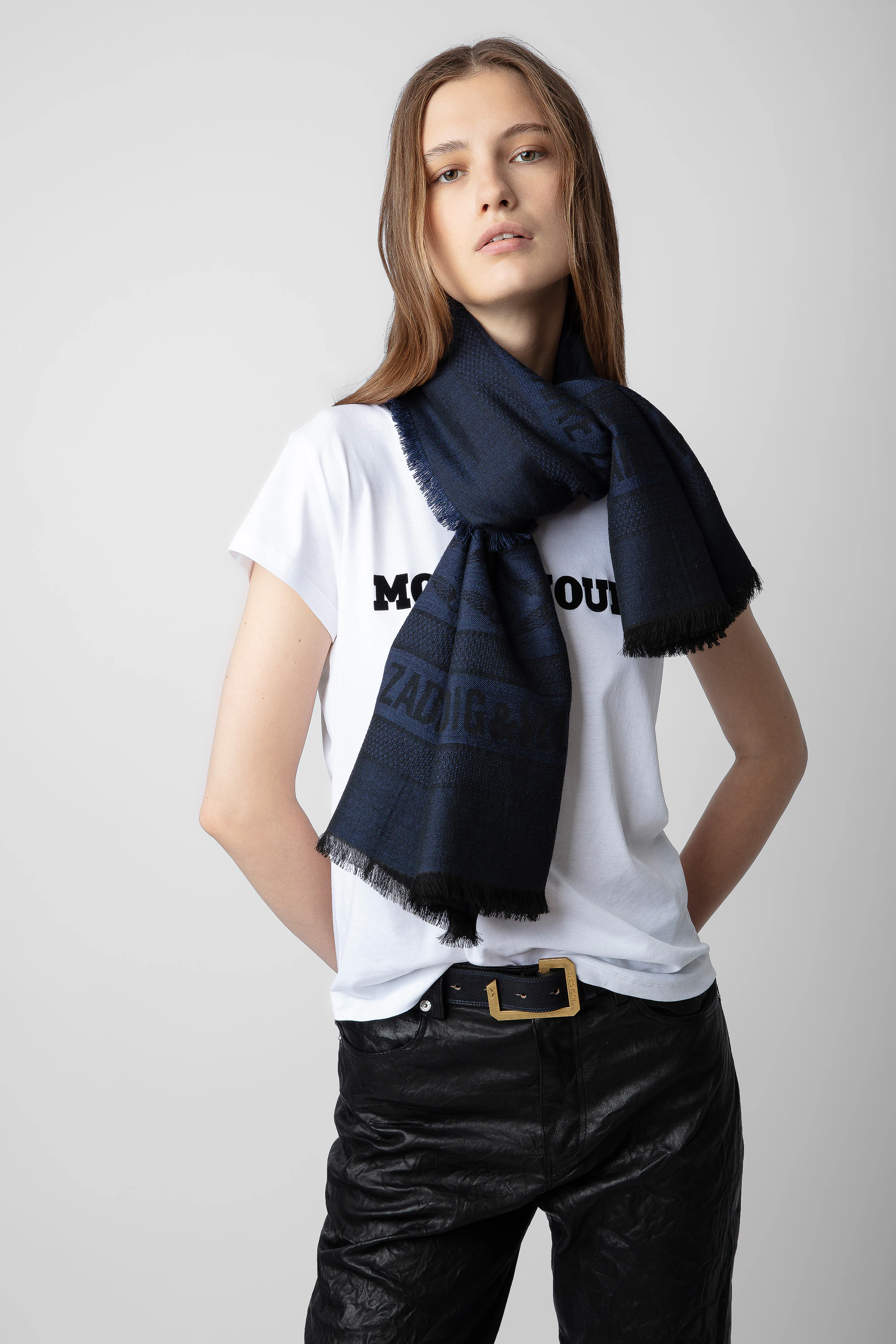 Glenn Scarf thumbnail 1