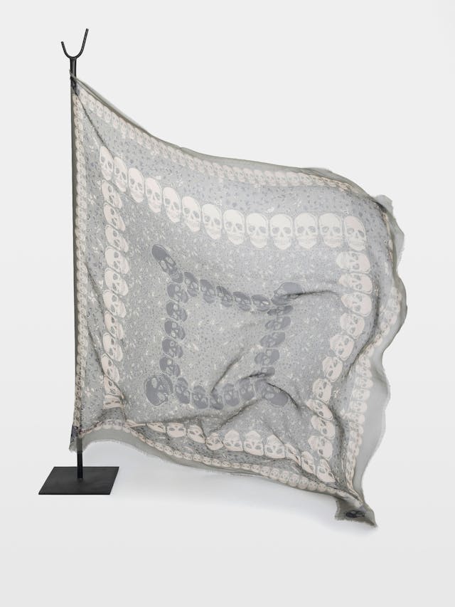 Pañuelo Kerry Garden 135