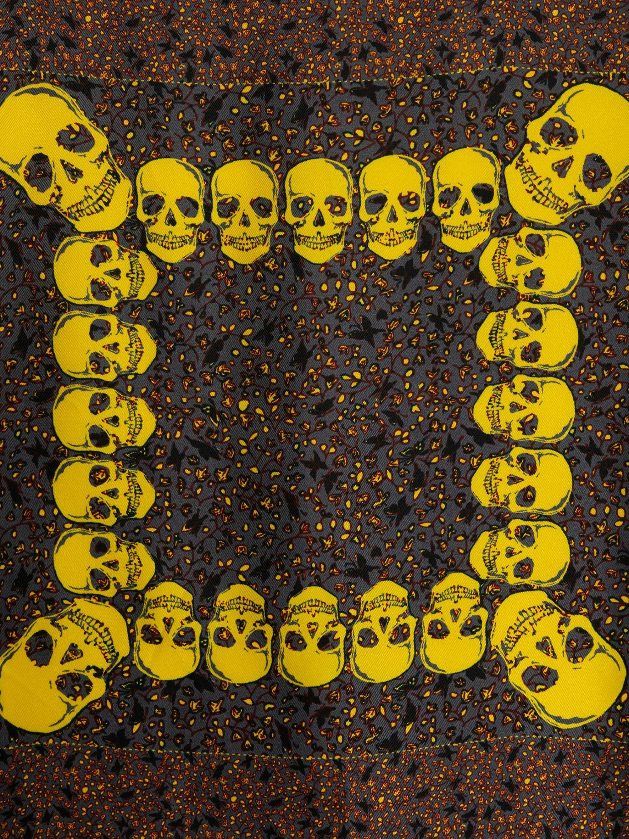 Debbie Garden 85 scarf 2