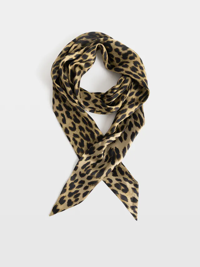 Rosie Leo Scarf