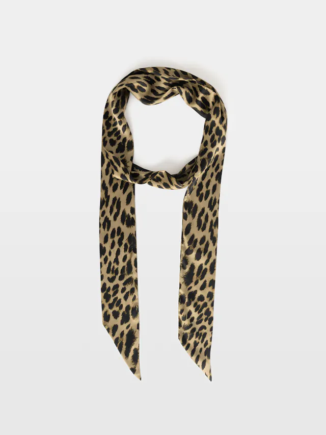 Hannah Leopard Scarf