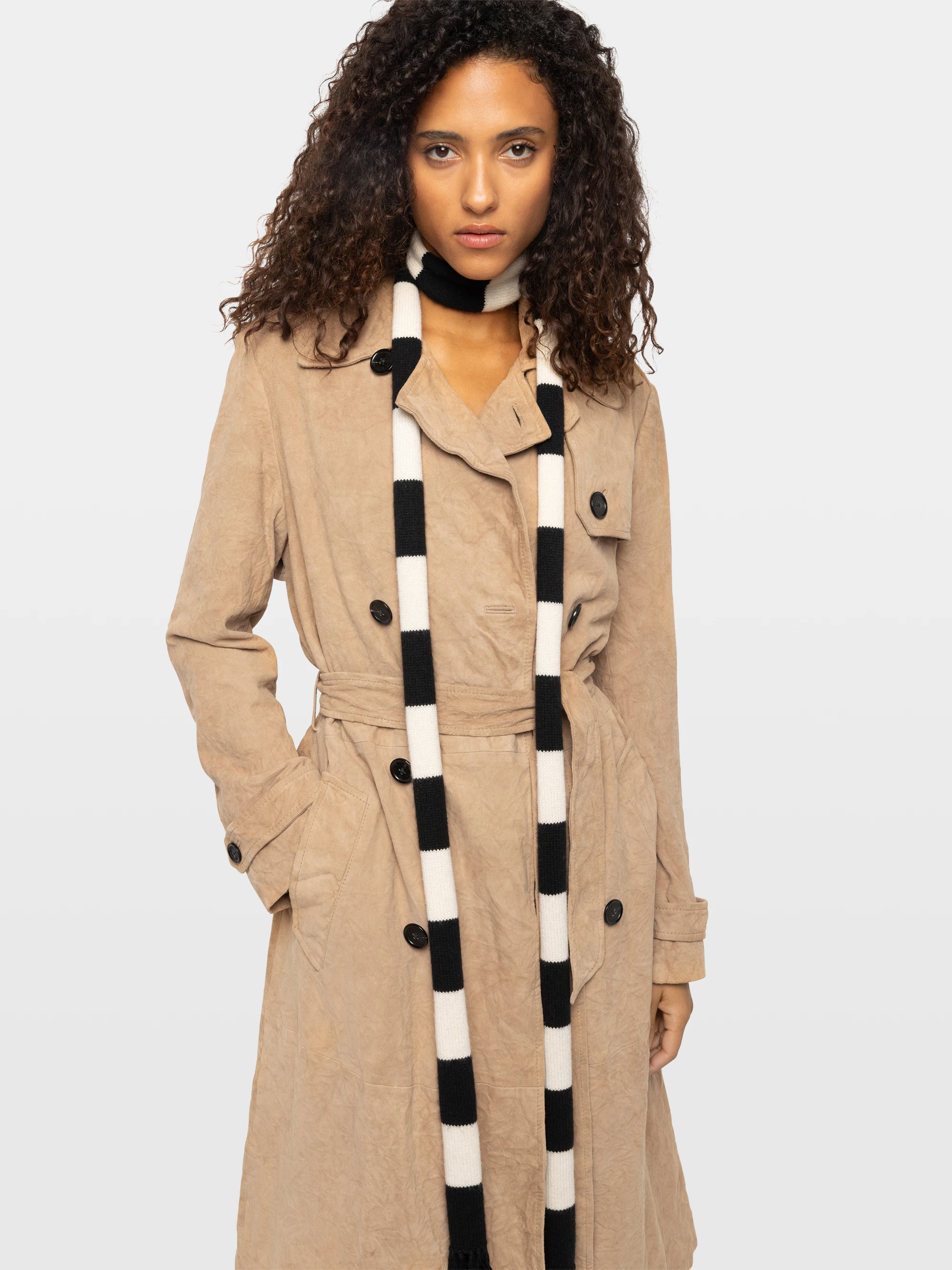 Trench Parisienne Cuir Suede Froissé