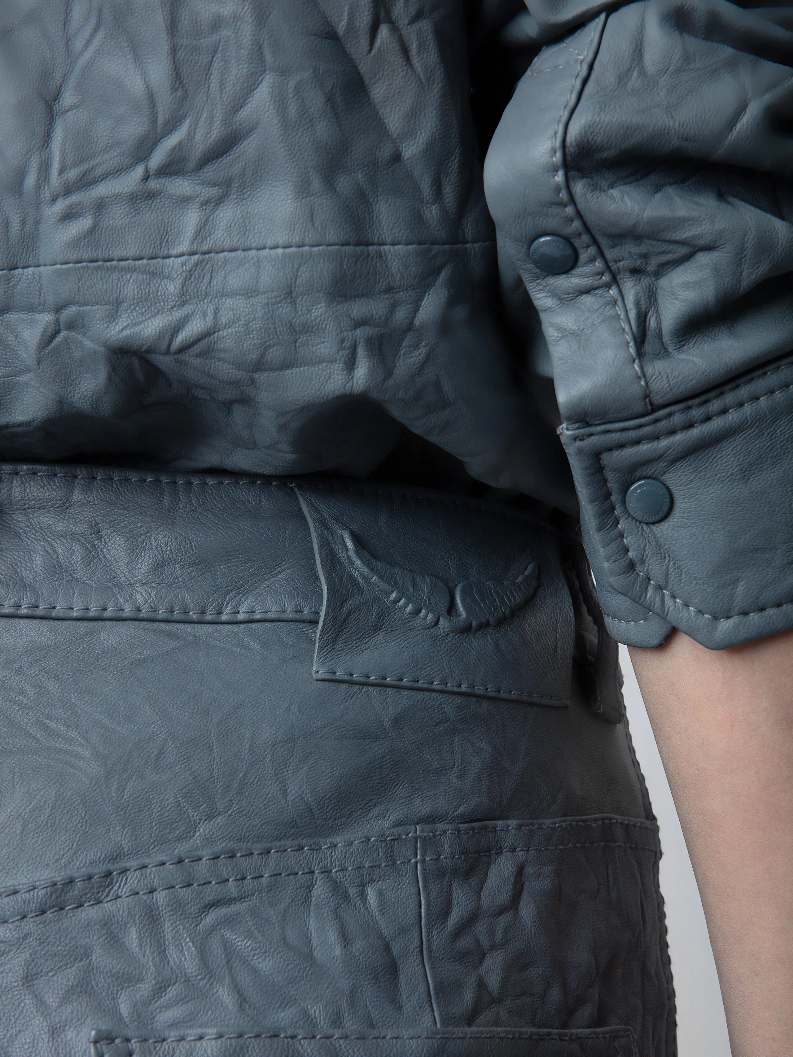 Pantaloni Pistol Pelle Stropicciata 3