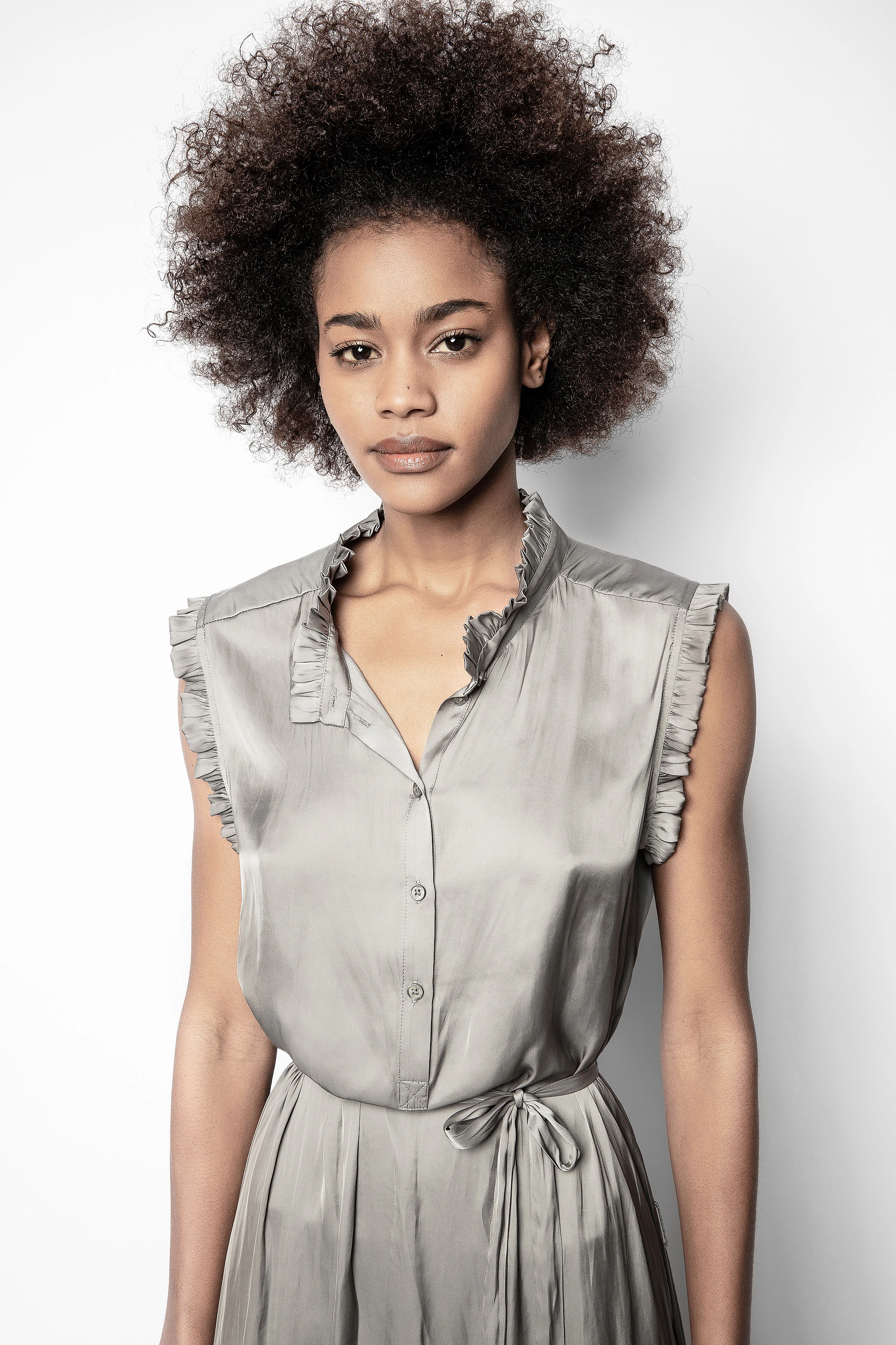 Robe Raos Satin thumbnail 3