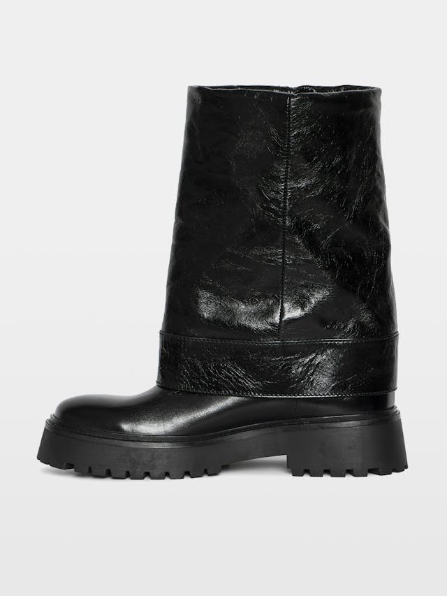 Angie Vintage Black Leather Boots