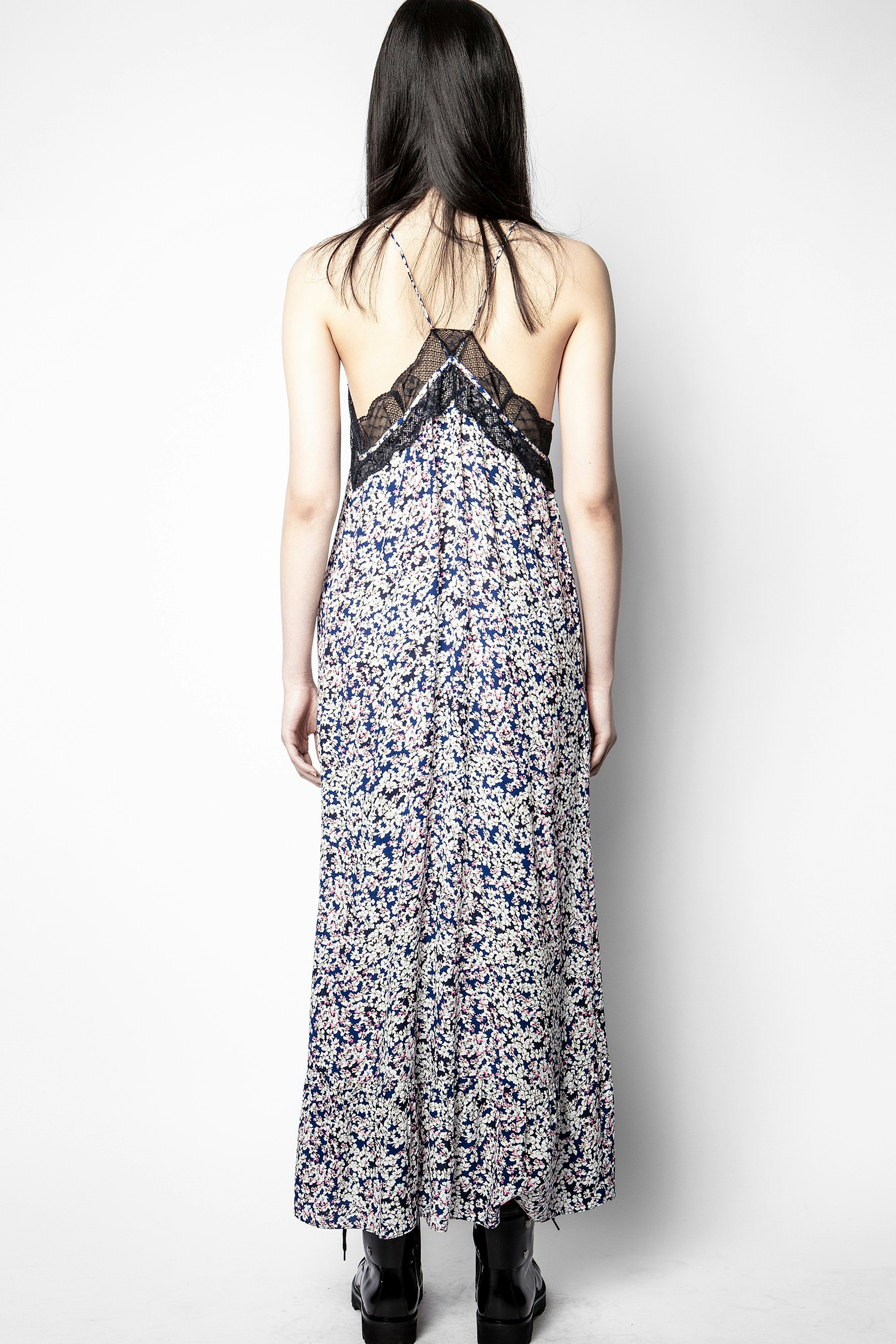 Robe Revel Print Begonia 4