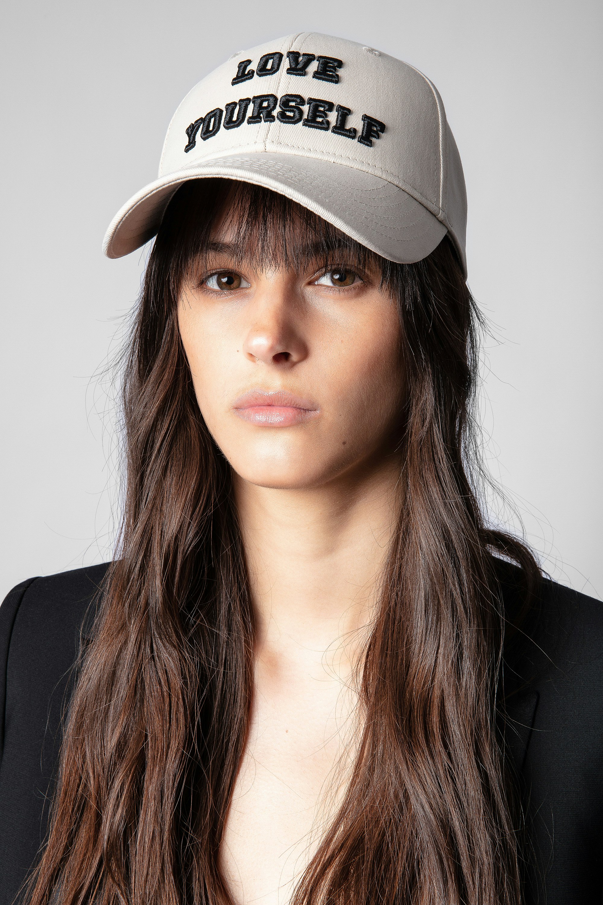 Gorra Klelia Love Yourself 2