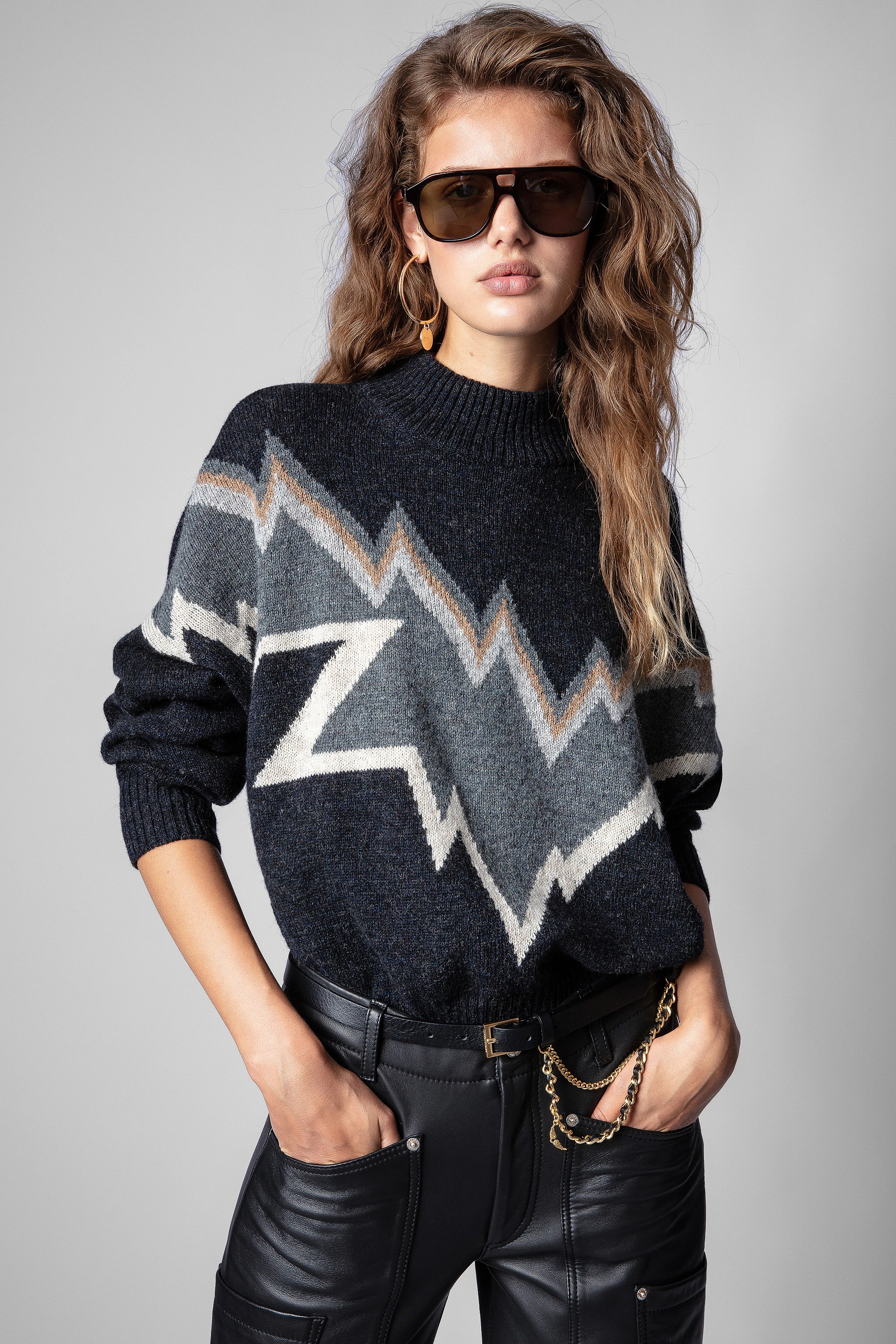 Bonnie Sweater thumbnail 2