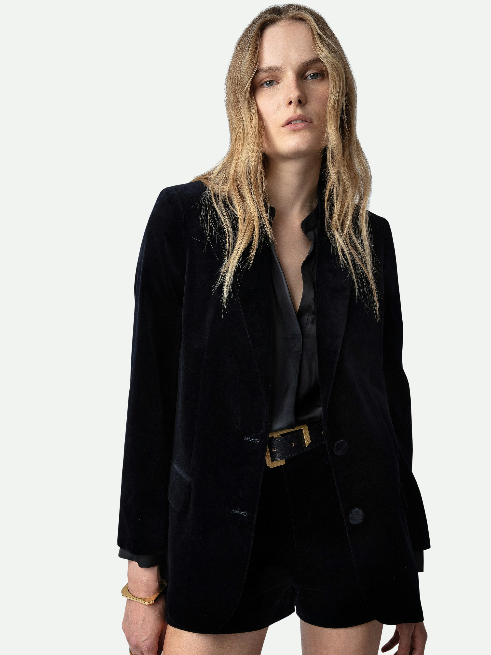 Viva Velvet Blazer 4