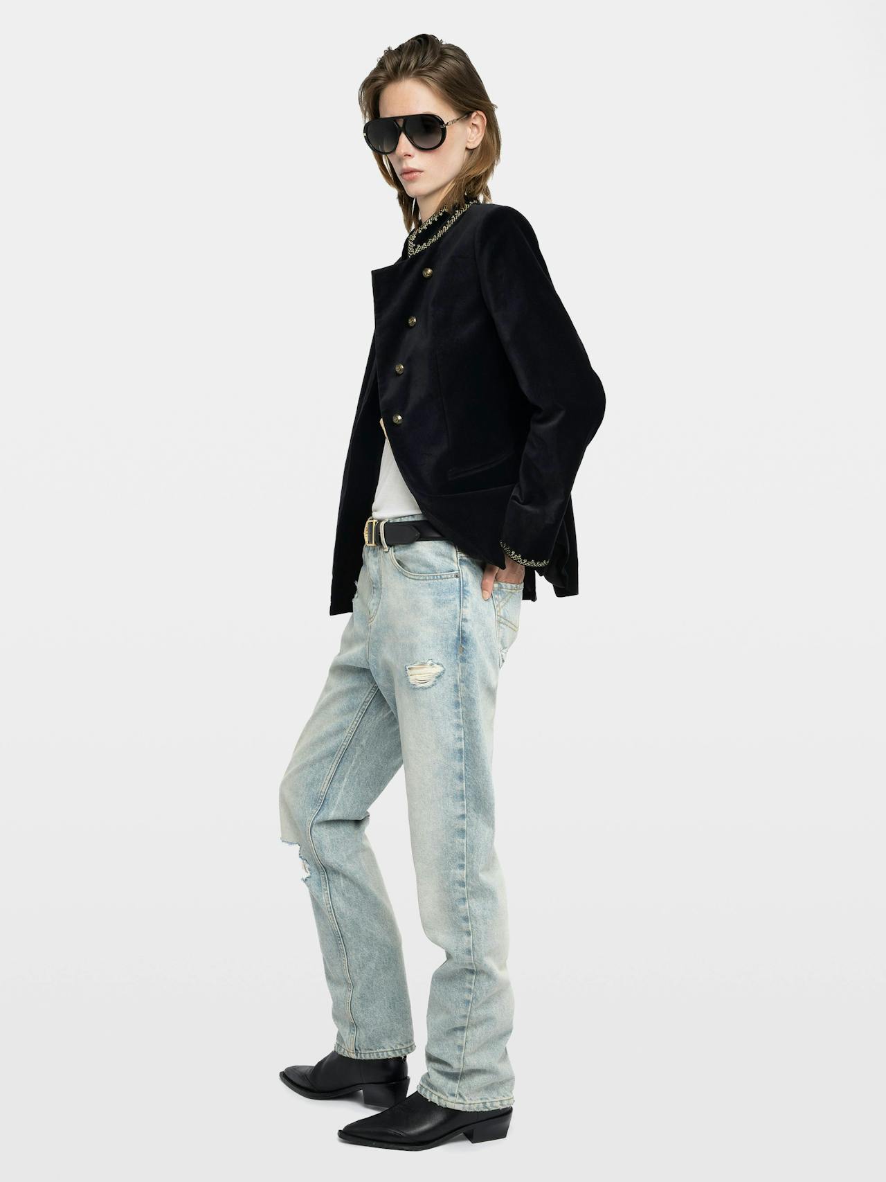 Verysa Velvet Blazer 4