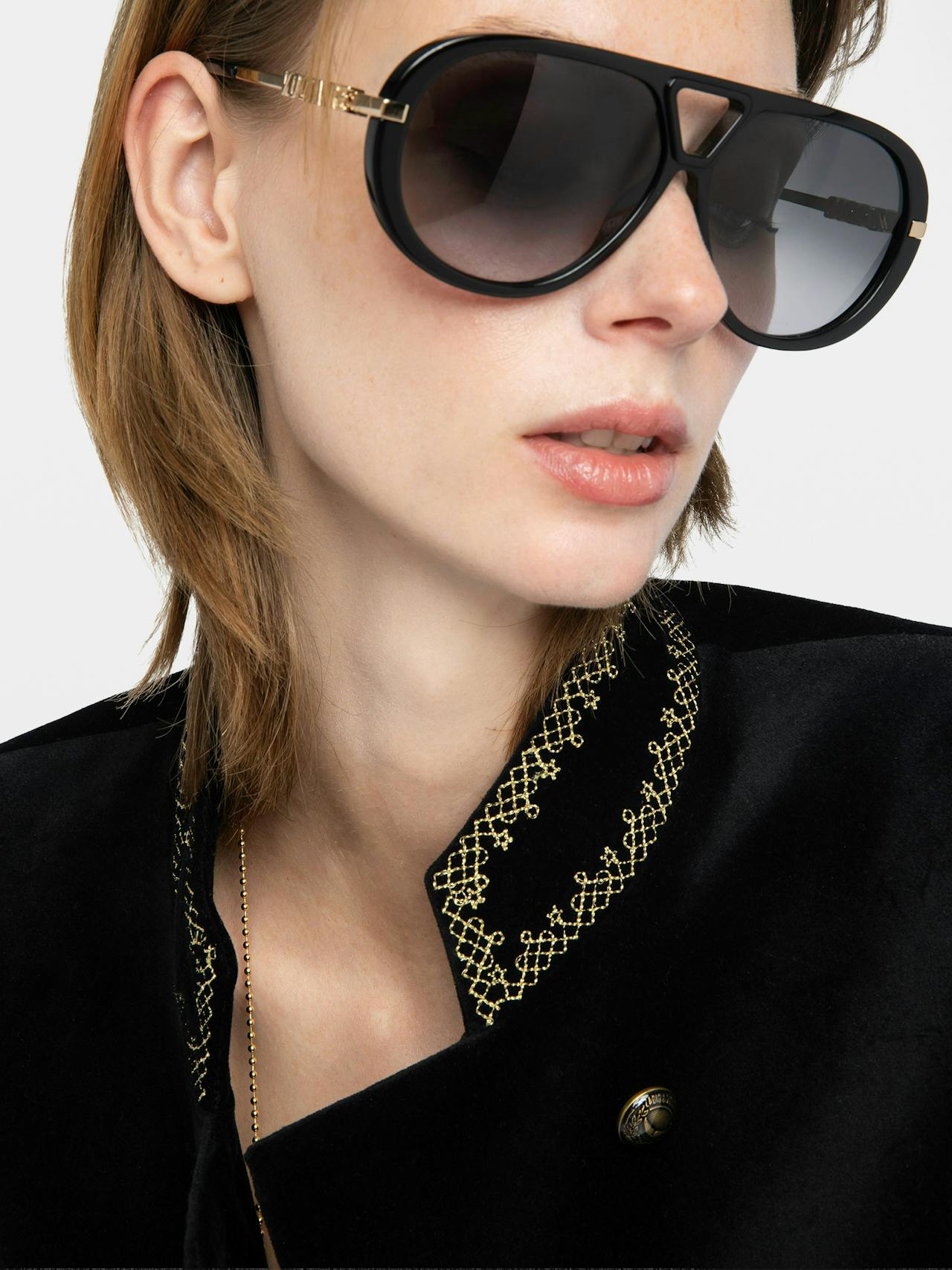 Verysa Velvet Blazer 6