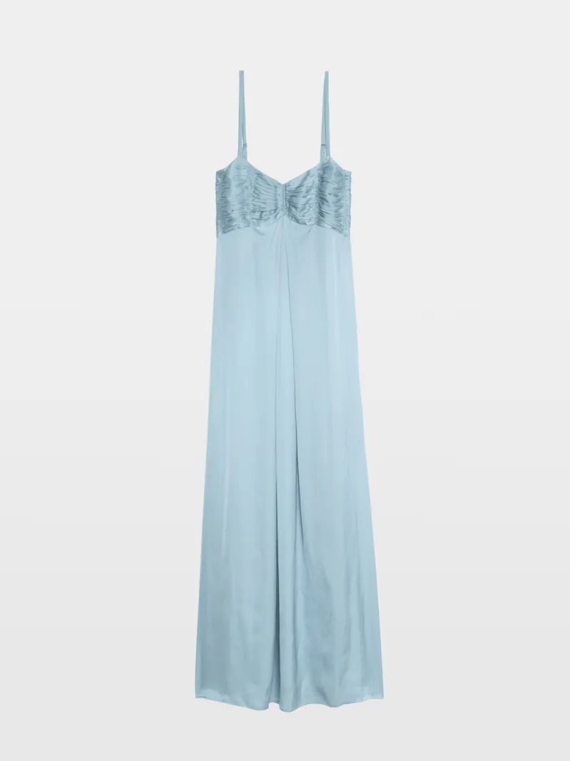 WWDR02690_SKY_PACKSHOT