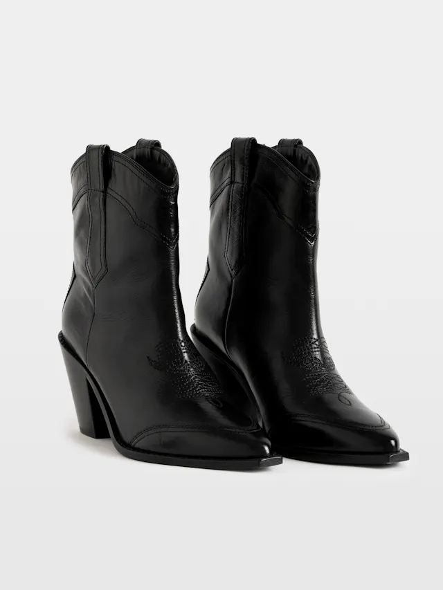 Cara Vintage Patent Boots