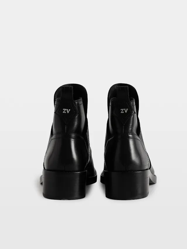 Igata Ankle Boots