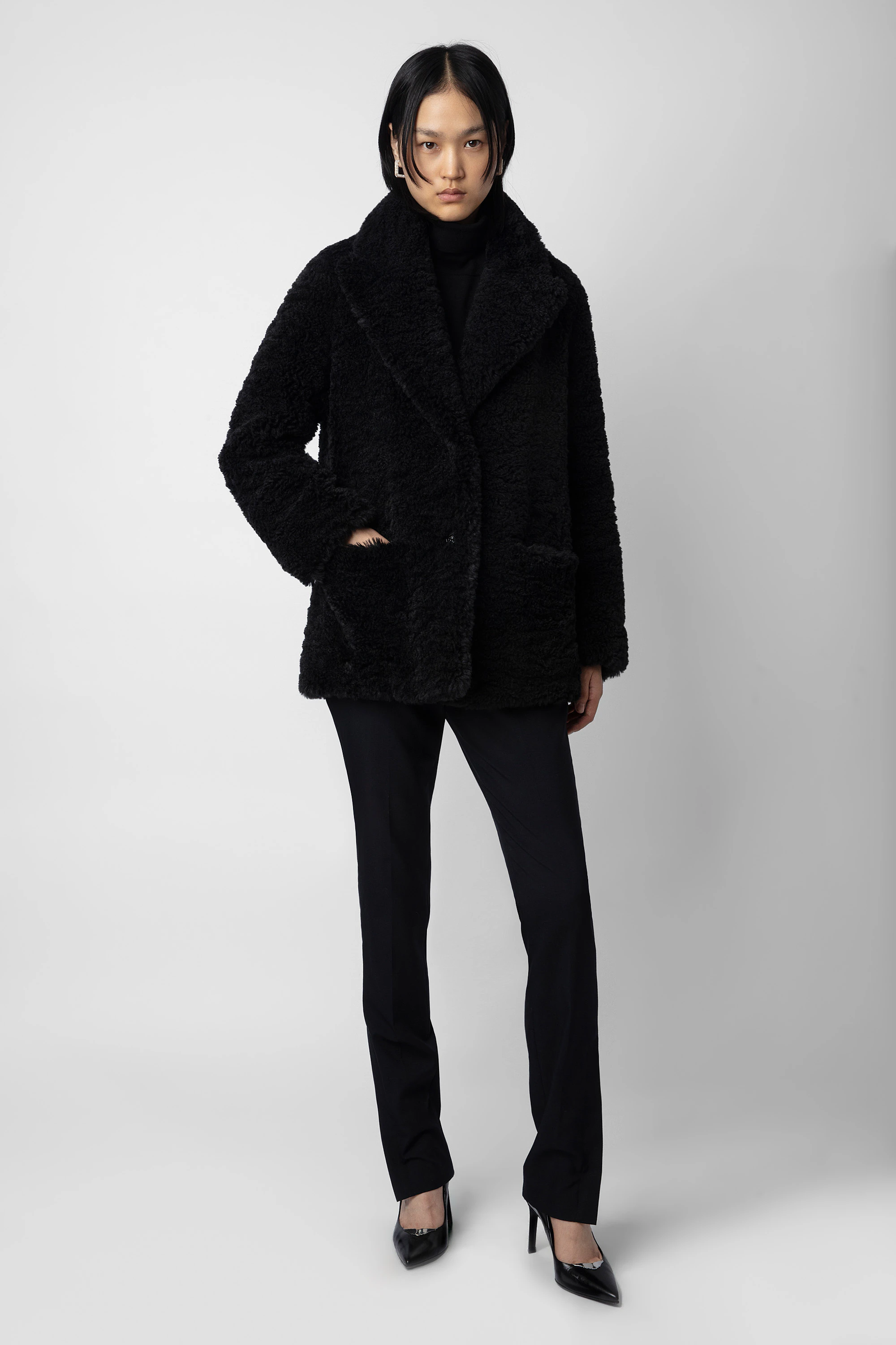 Fleur Soft Curly Coat thumbnail 1